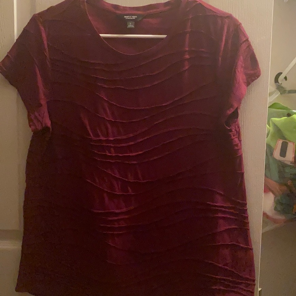Short Sleeve Woman’s Shirt made by Vera Wang